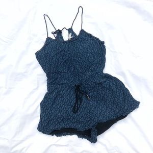 AEO | Blue Patterned Romper Adjustable Small